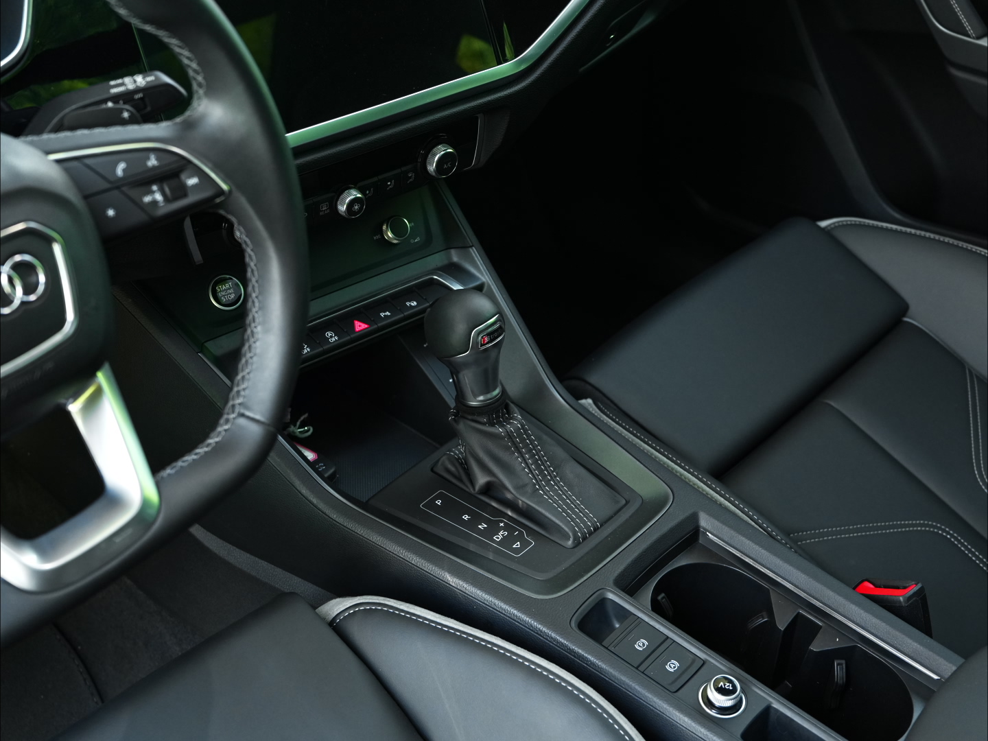 AUDI Q3 2023-2025 - Thumbnail 10