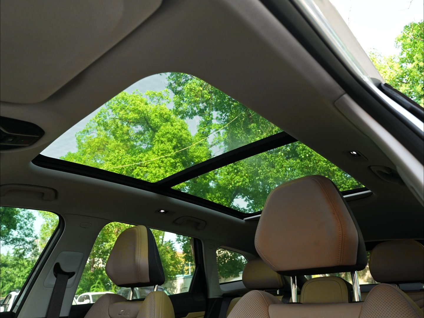 GEELY BOYUE L 2023-2025 - Thumbnail 10