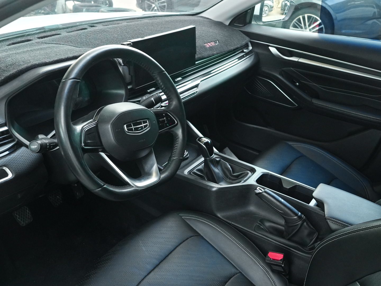 GEELY Emgrand 2023-2025 - Thumbnail 7