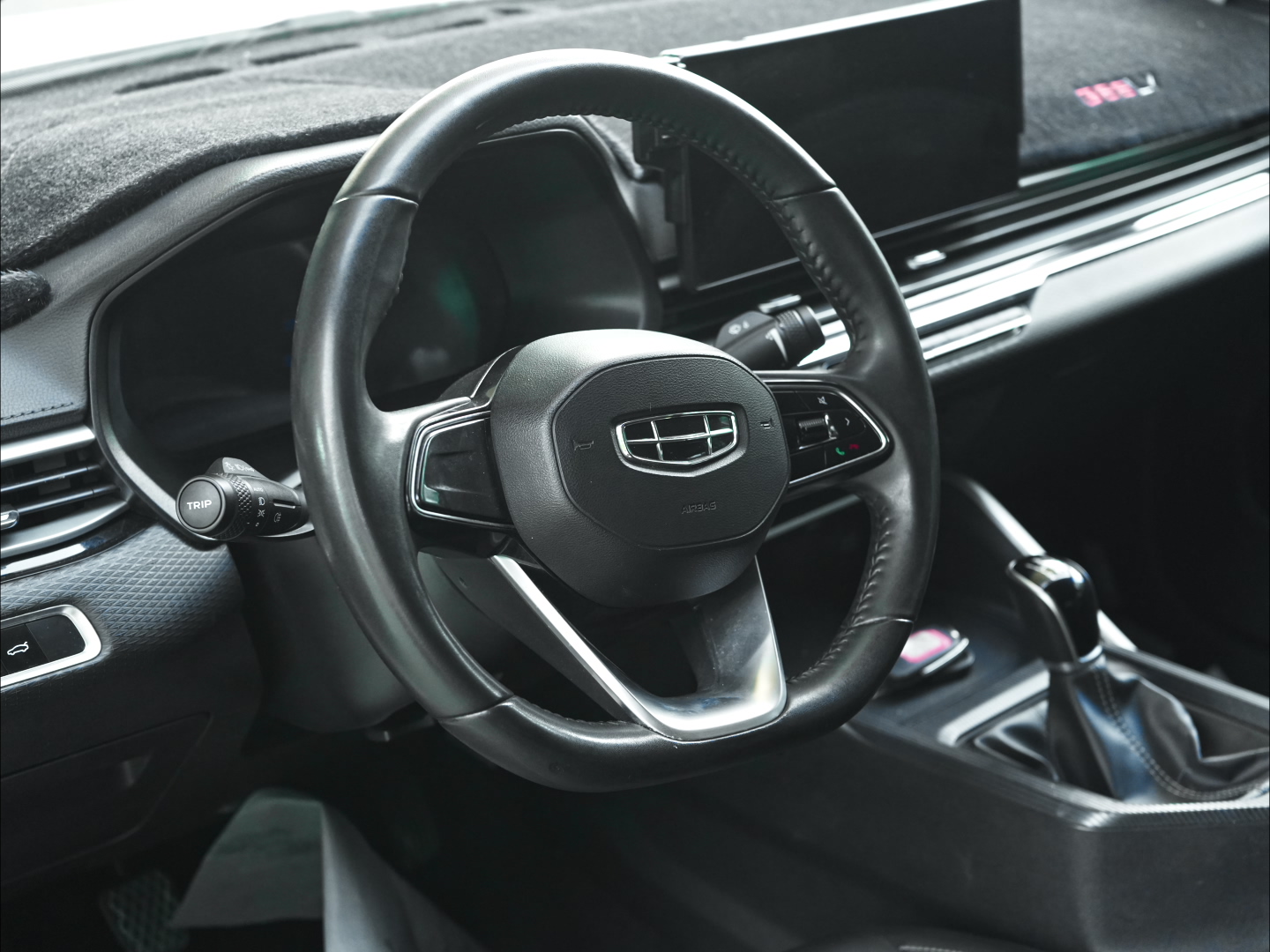 GEELY Emgrand 2023-2025 - Thumbnail 11
