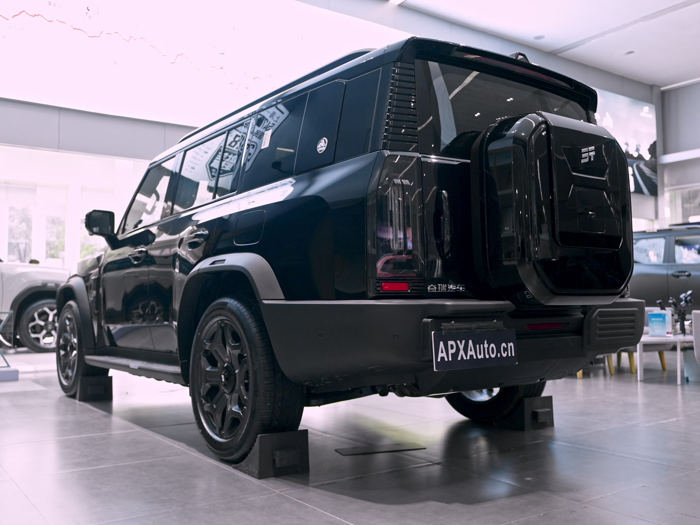 JETOUR T2 7-seater version 2025 - Thumbnail 6