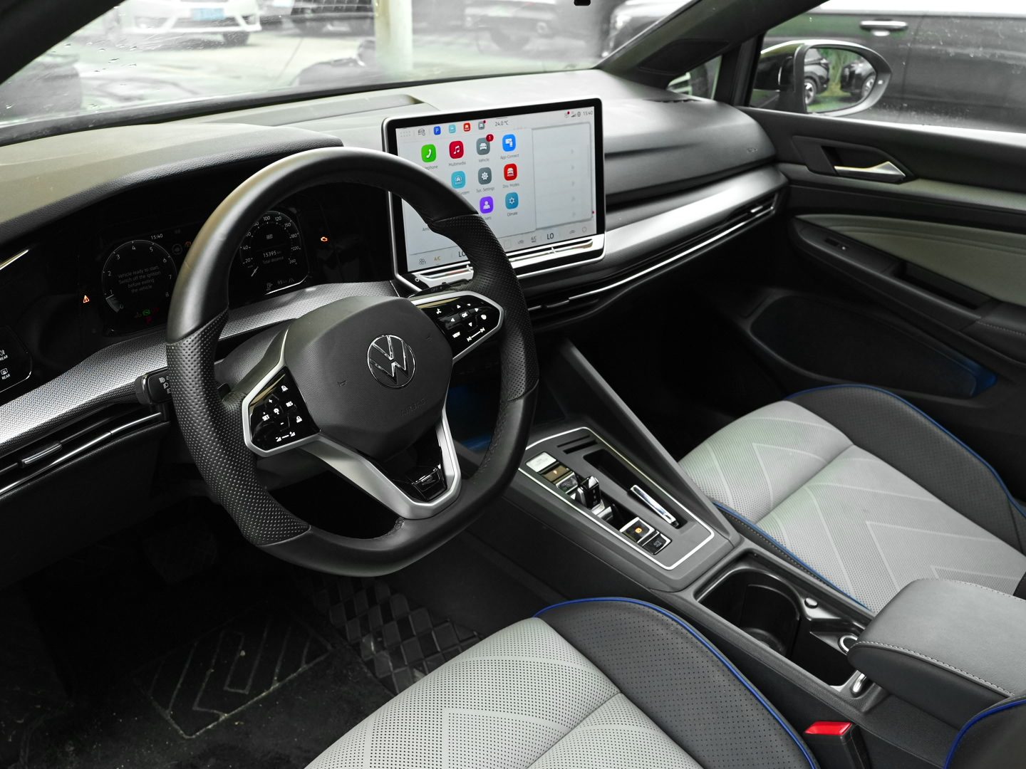 VOLKSWAGEN Golf 8.5 2023-2025 - Thumbnail 8
