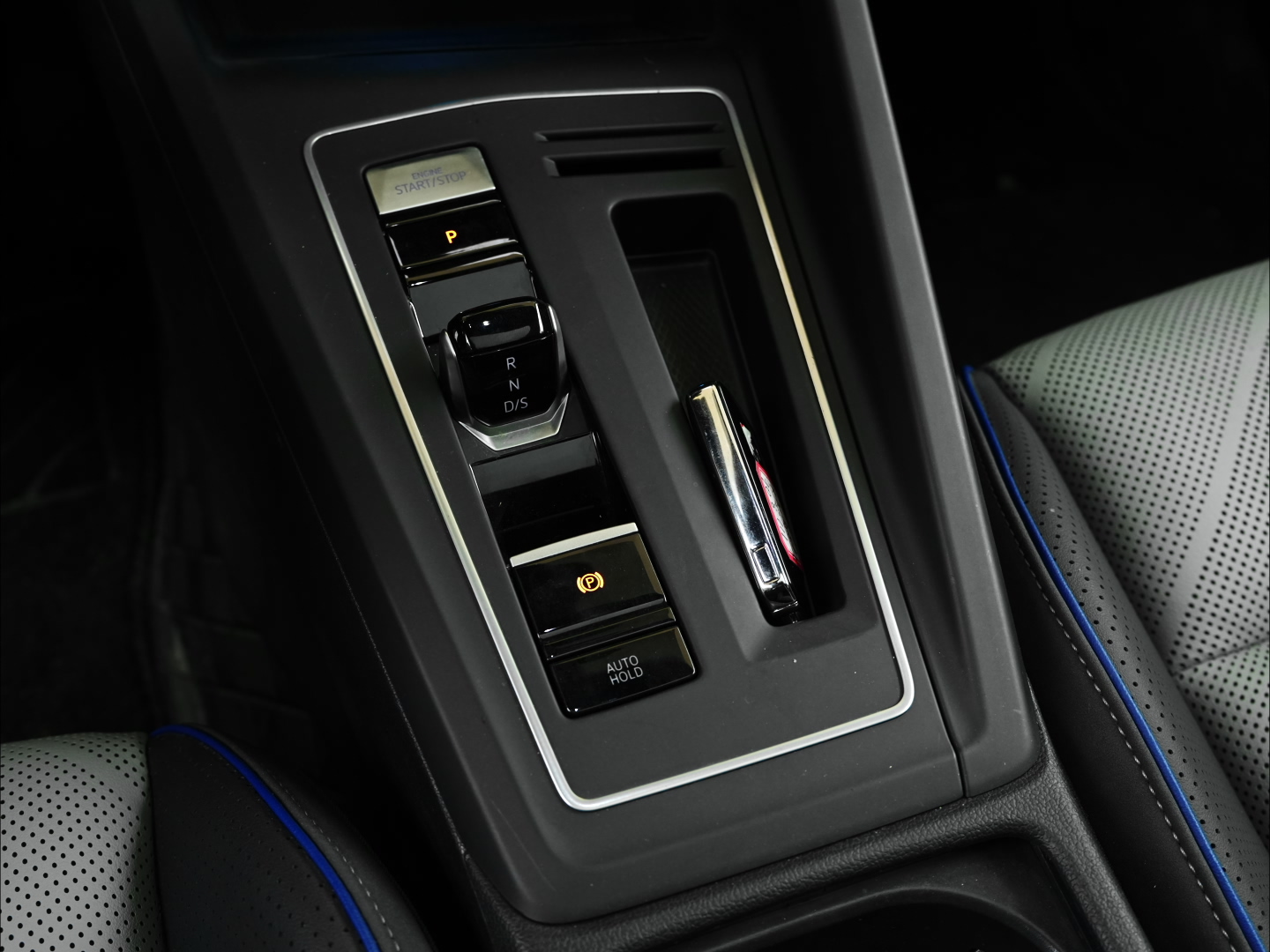 VOLKSWAGEN Golf 8.5 2023-2025 - Thumbnail 12
