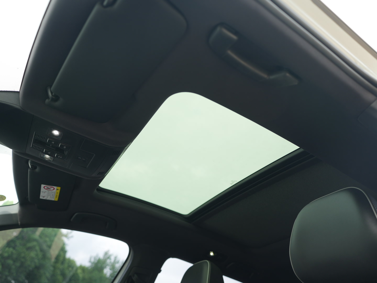 VOLKSWAGEN T-Roc 2023-2025 - Thumbnail 8