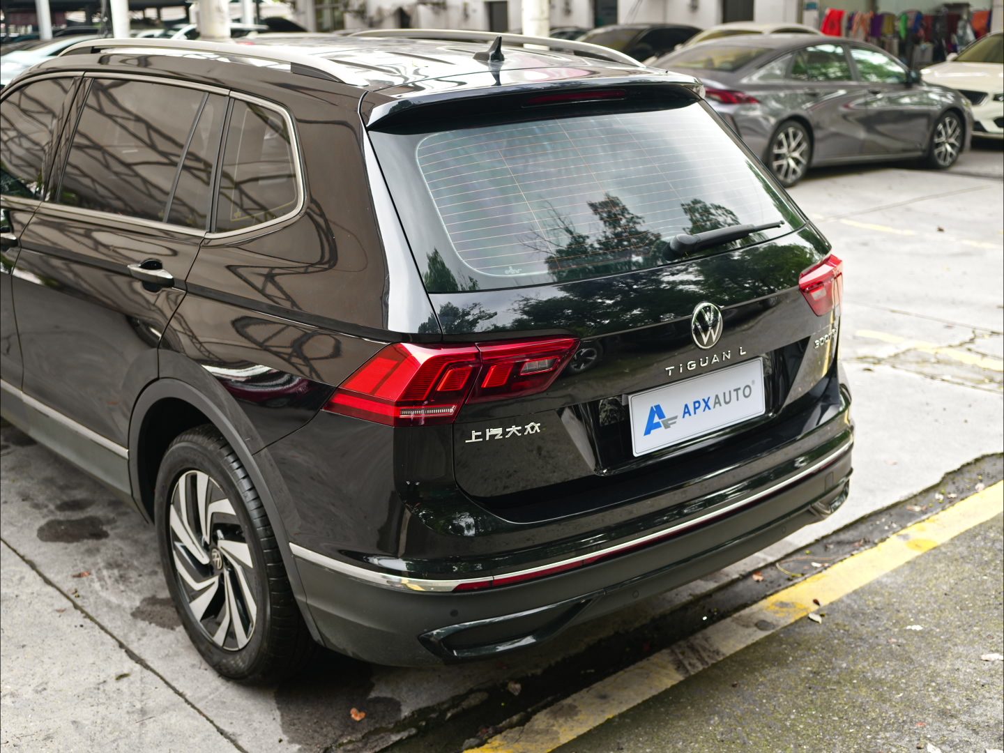 VOLKSWAGEN TIGUAN L 2023-2025 - Thumbnail 6
