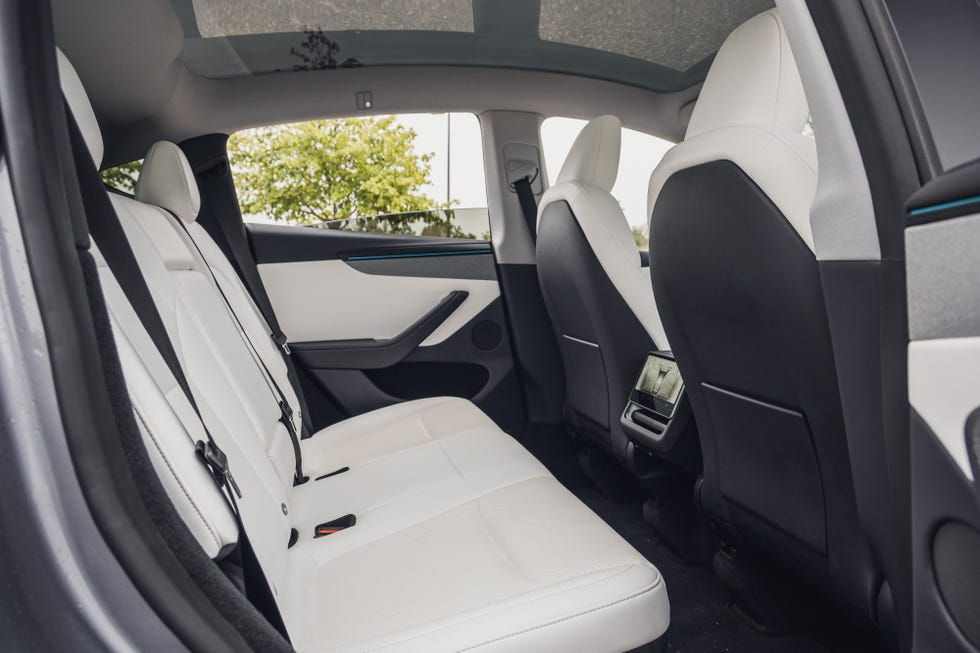 Tesla Model 3 2025 - 7