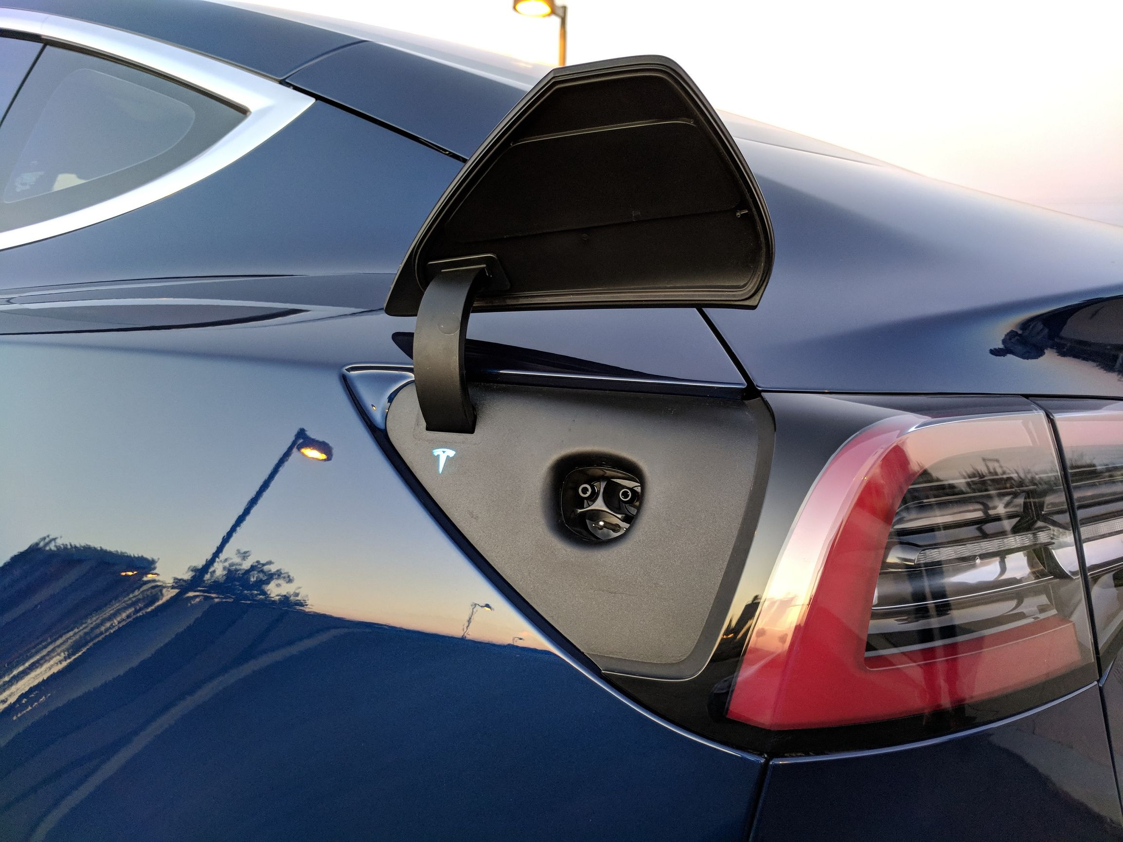 Tesla Model 3 2025 - 10