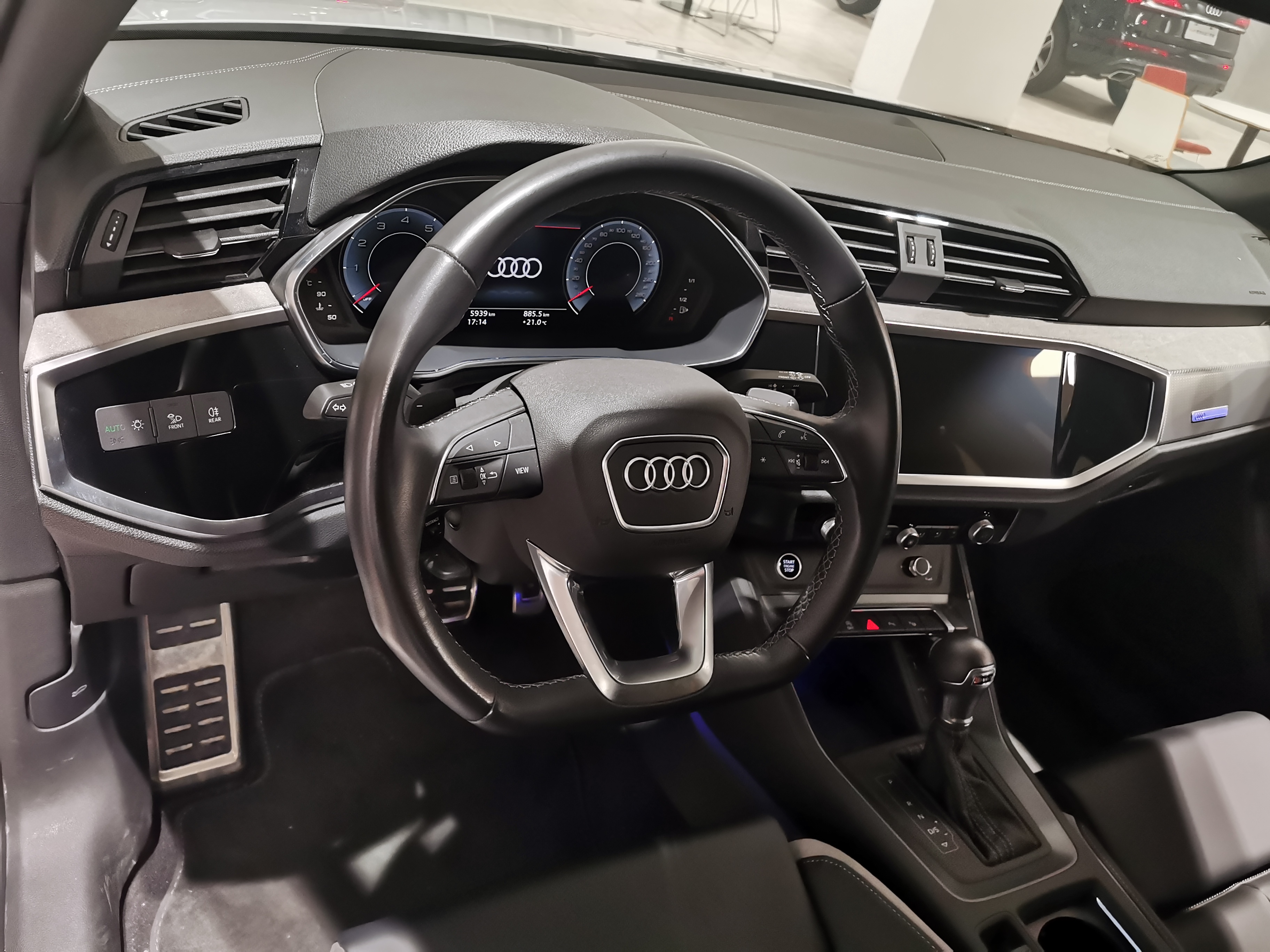 Audi Q3 2024 40 TFSI Sporty Dynamic - 5