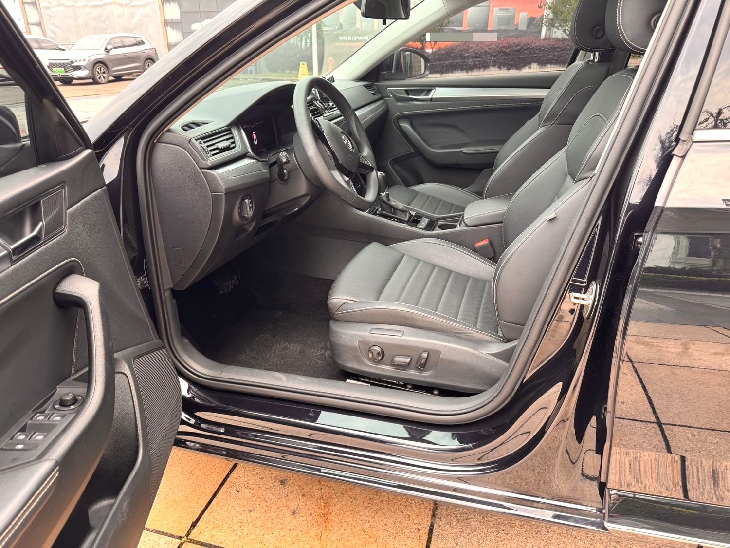 Skoda 2023 Superb 1.4TSI TSI280 Premium Edition (Facelift) Automatic - 6