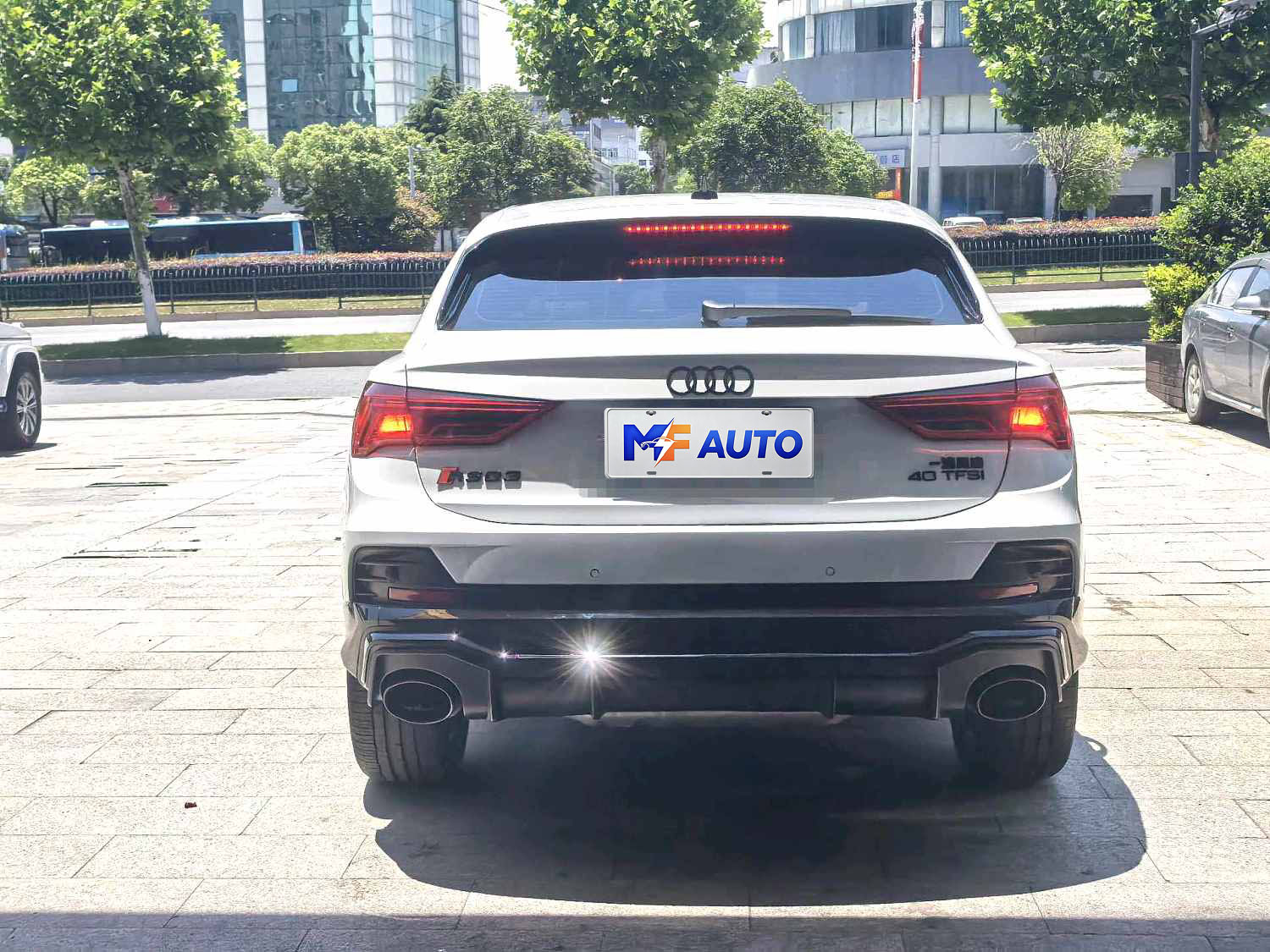 Audi 2025 Q3 2.0TFSI 40TFSI 45 Anniversary Edition Quattro Trendy Dynamic - 3