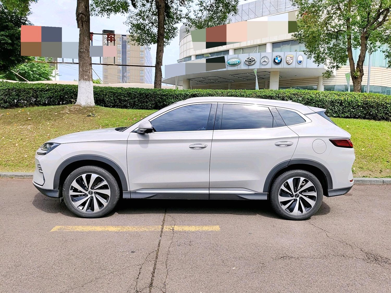BYD 2024 Song PLUS EV Glory Edition 520km Flagship - 3