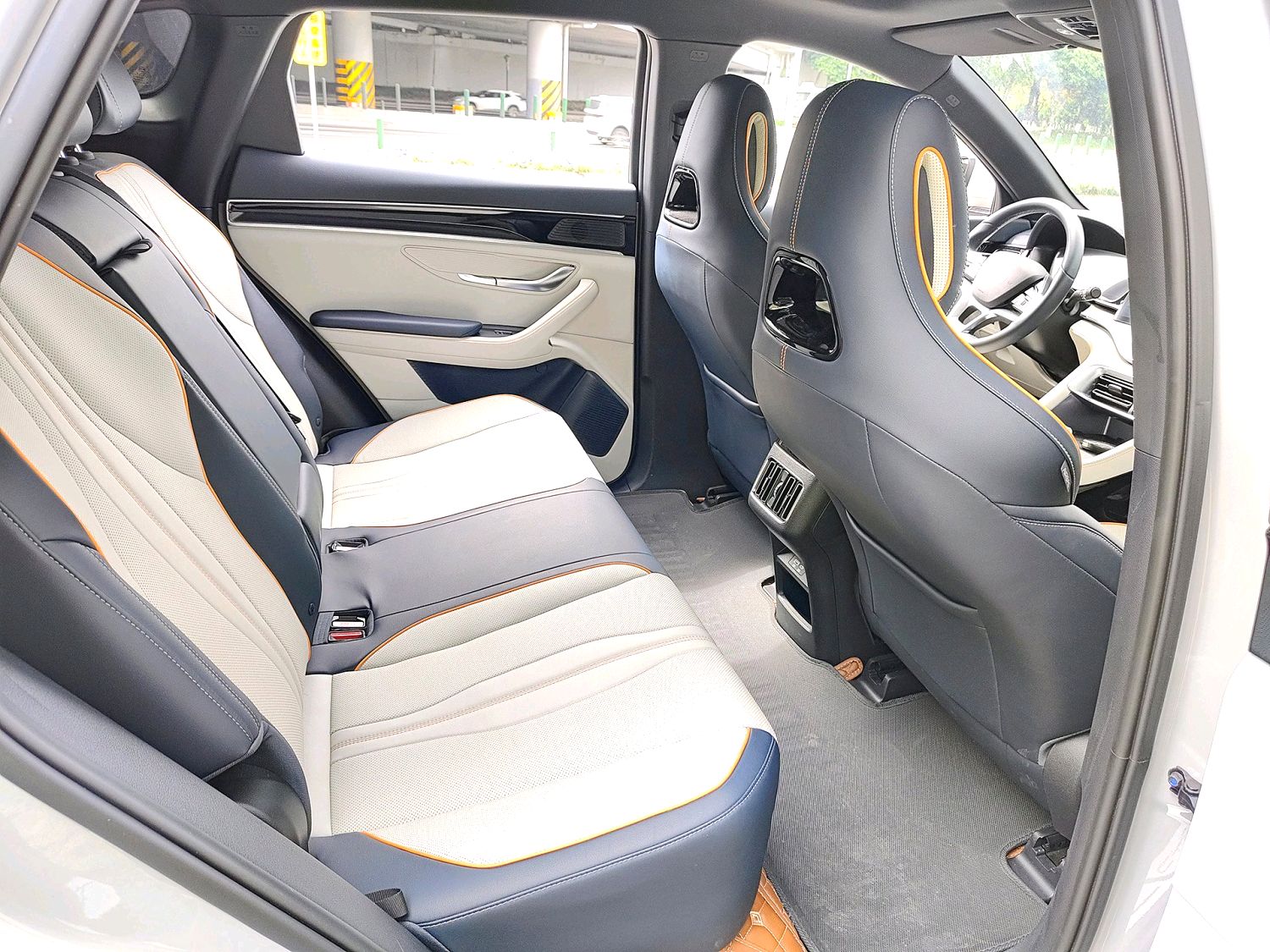BYD 2024 Song PLUS EV Glory Edition 520km Flagship - 5