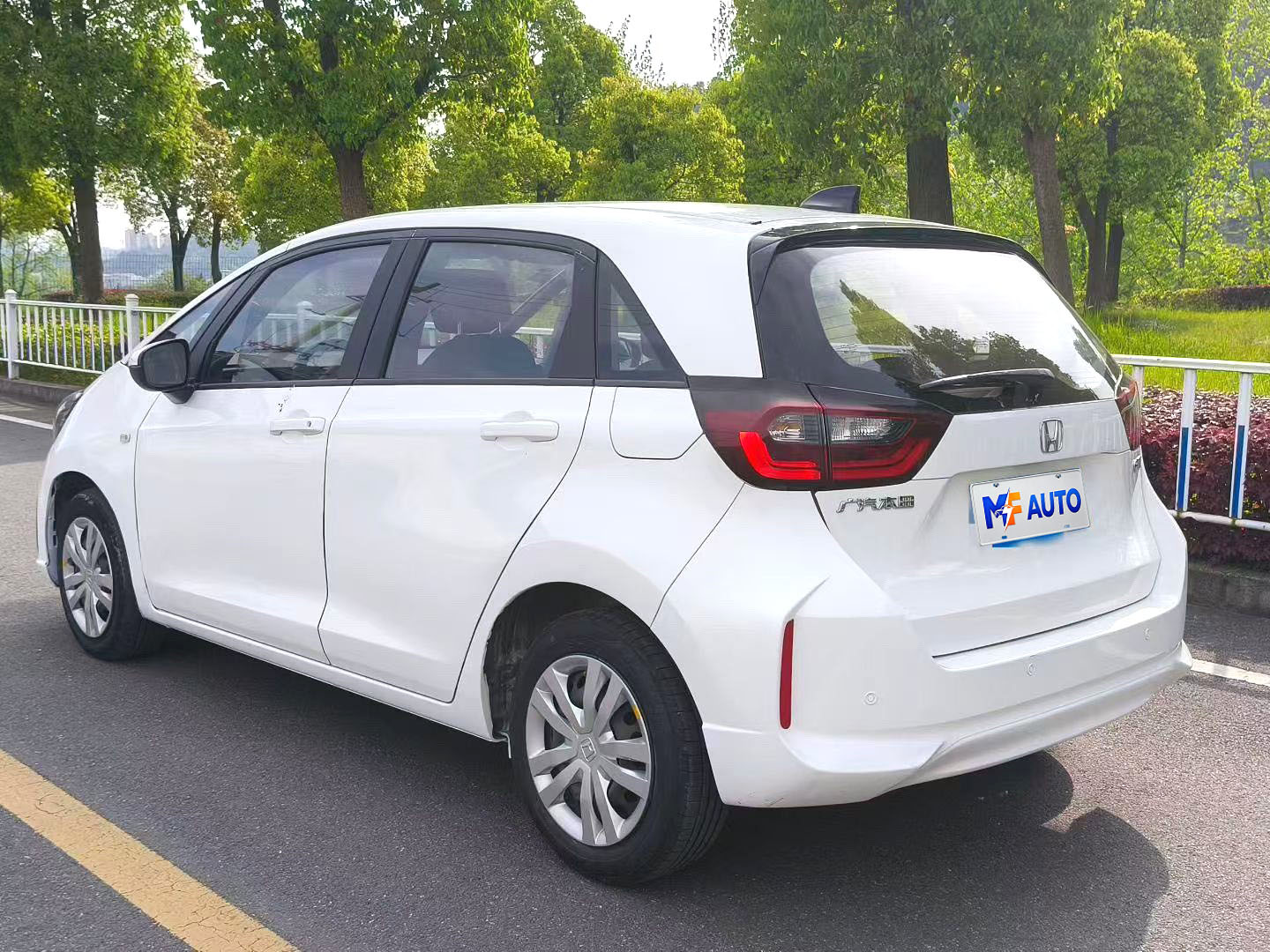 Honda 2023 Fit CVT Trend Edition Automatic - 6
