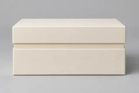 Exposed shoulder box