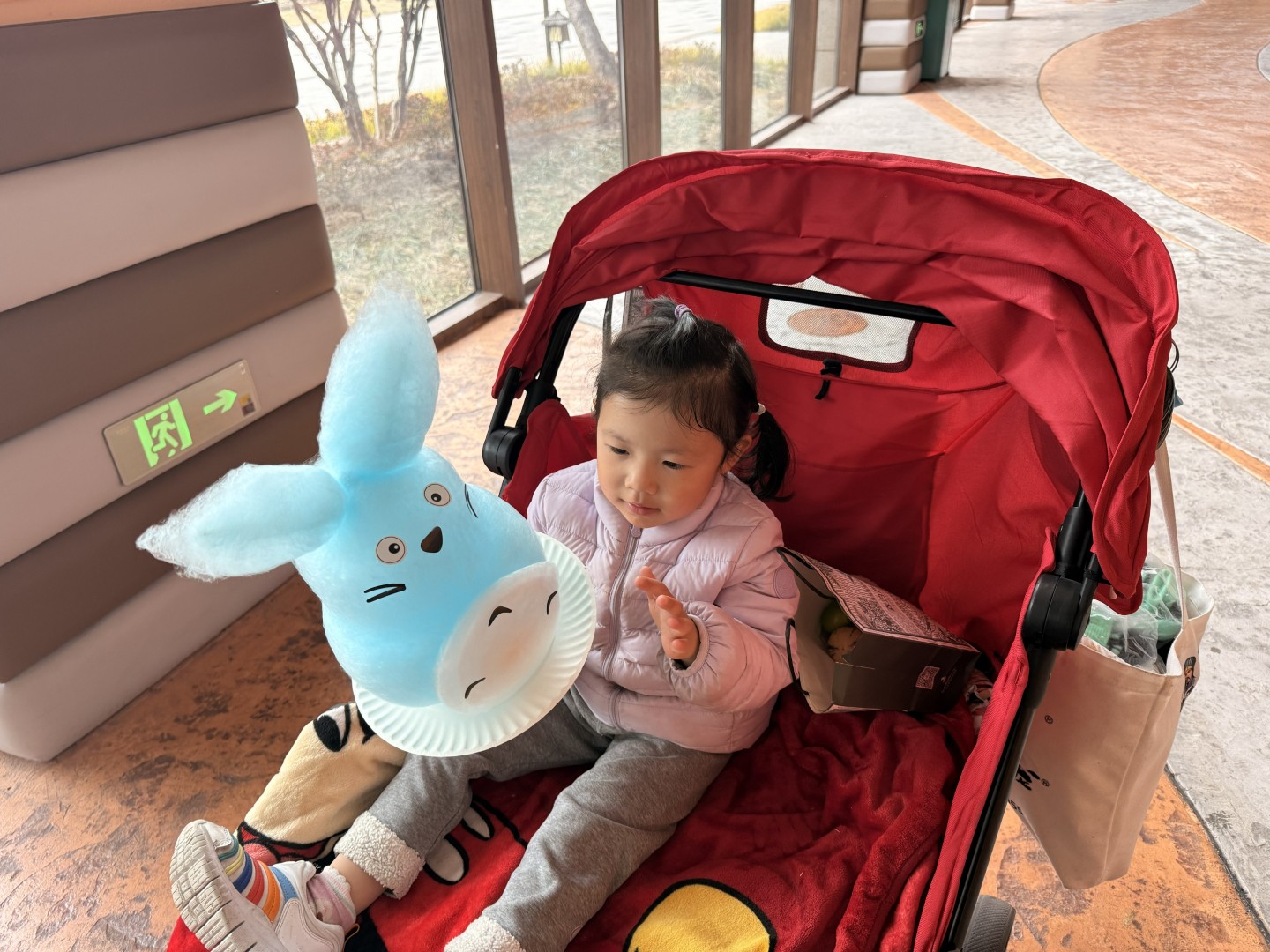 这天, 我们住进了船里